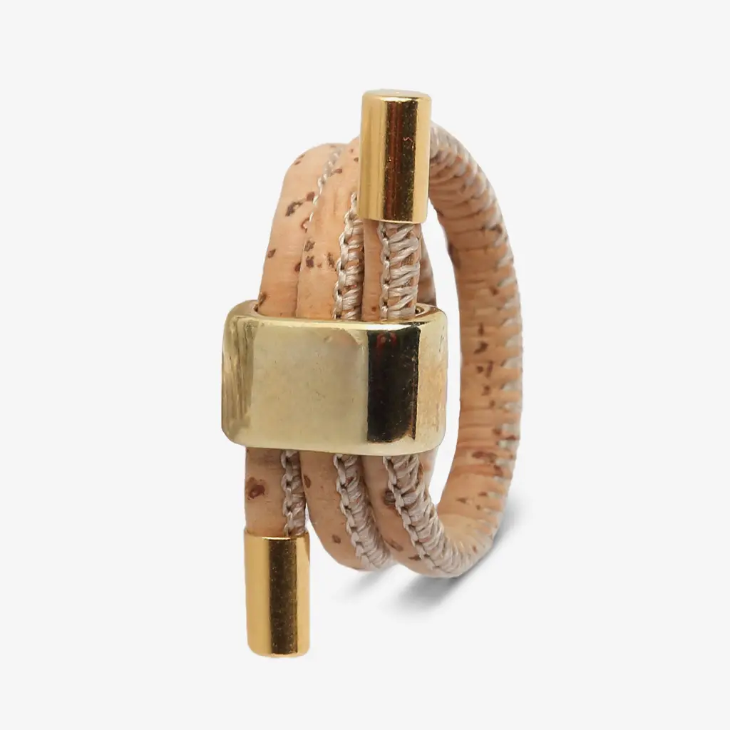 2203.01-R01 Natural cork ring with gold bead - Image 1