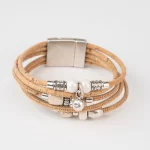 Pulseira cortiça natural com 5 voltas com cerâmica verde