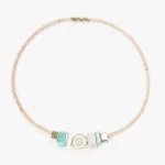 Colar em cortiça com cerâmicas coloridas e pendente em forma de infinito