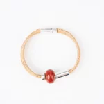 Pulseira em cortiça natural com duas voltas e cerâmica laranja, contas redondas e tubo prateado - Image 3